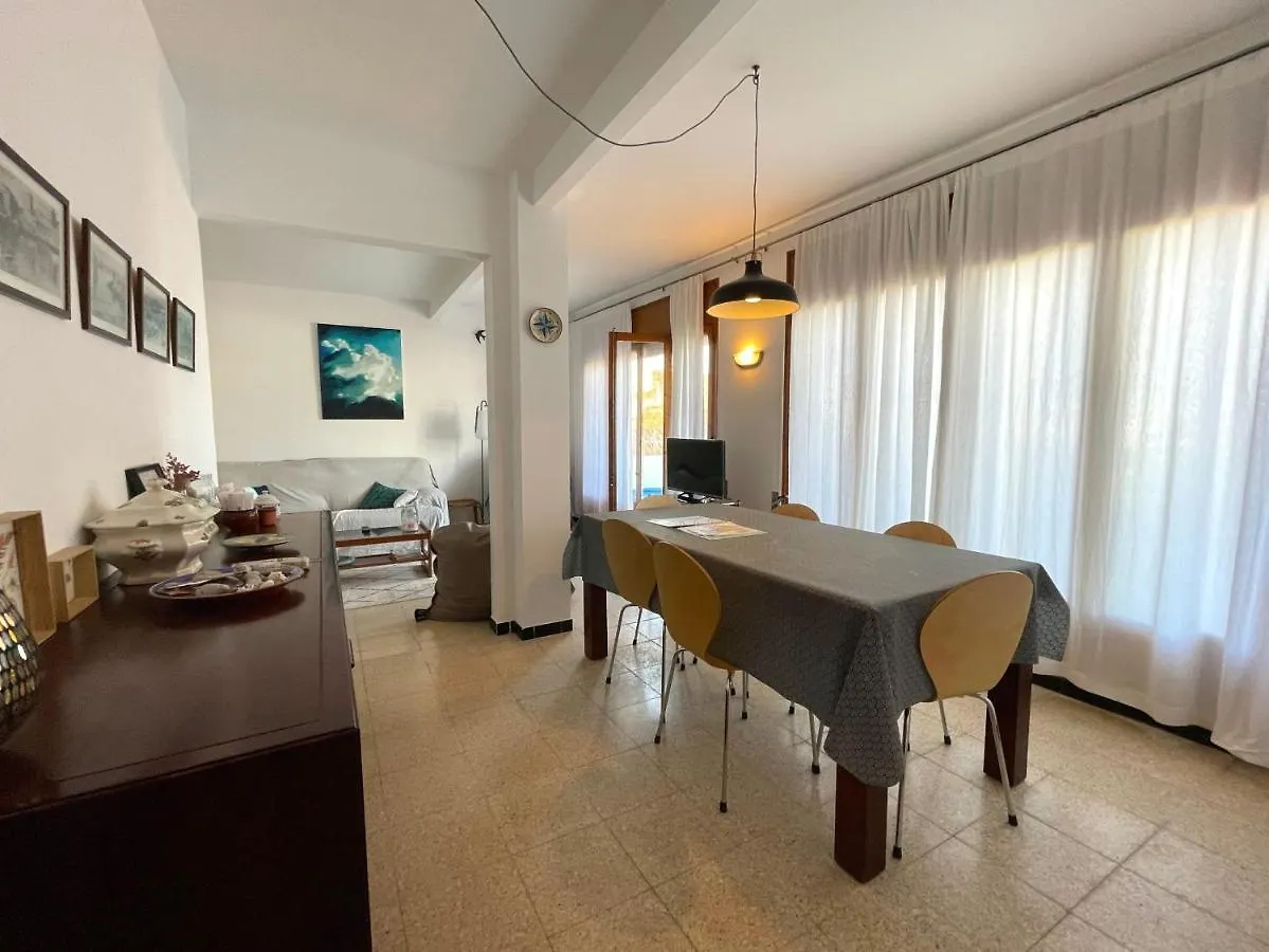 La Torre 32 Atic Apartment L'Escala