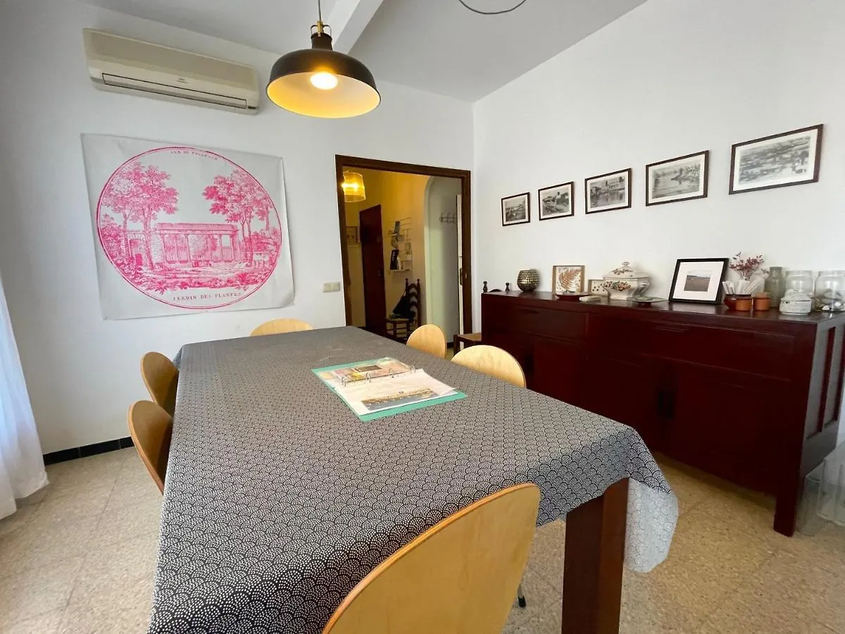 La Torre 32 Atic Apartment L'Escala Spain